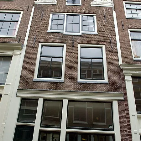 Bed and Breakfast The Blue Sheep 3*