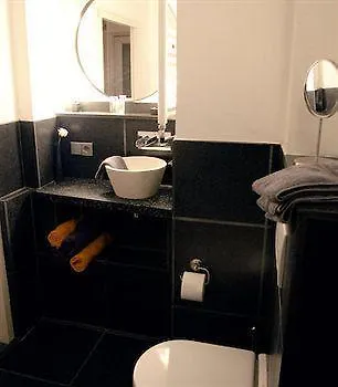 Oda ve Kahvaltı The Blue Sheep