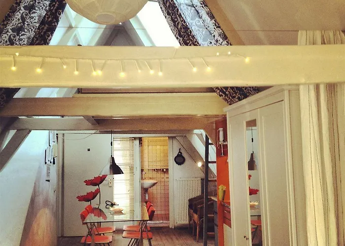 Bed & Breakfast The Blue Sheep 3*