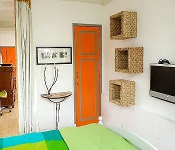 Bed & Breakfast The Blue Sheep 3*